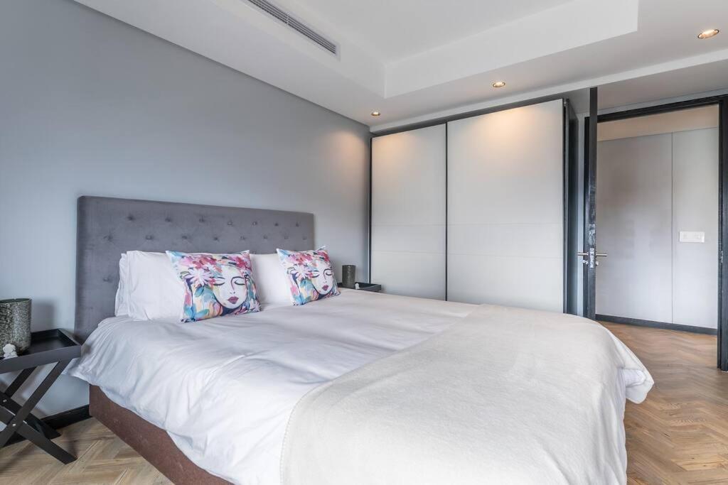 Apartment One-bedroom The Onyx Cape Town