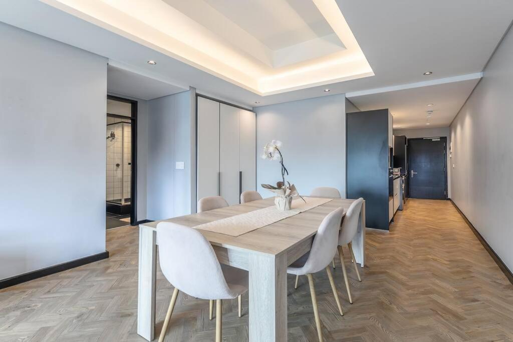 Apartment One-bedroom The Onyx Cape Town
