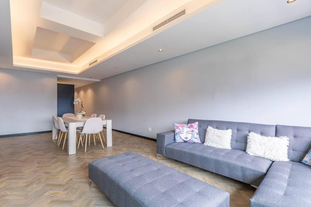 One-bedroom The Onyx Apartment *